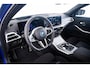 BMW 3-Serie Touring 330e Long Range - M Sport - Trekhaak - Panoramadak - Elektrisch verstelbare/verwarmde stoelen - Parking/Driving Assistant - Harman Kardon - Getinte ruiten - Comfort Access - Ambiance verlichting -