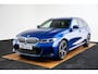 BMW 3-Serie Touring 330e Long Range - M Sport - Trekhaak - Panoramadak - Elektrisch verstelbare/verwarmde stoelen - Parking/Driving Assistant - Harman Kardon - Getinte ruiten - Comfort Access - Ambiance verlichting -