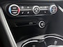 Alfa Romeo Giulia 2.0 Turbo 280pk RWD Veloce | Zwart Leder Veloce Interieur | Stoel & Stuurverwarming | Apple Carplay/Android Auto | Camera | Parkeersensoren | HiFi Audiosysteem |
