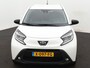 Toyota Aygo X 1.0 VVT-i MT first | LED Verlichting | Stoelverwarming | 17' Velgen | Privacy Glass |
