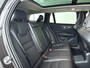 Volvo V60 T6 Aut. Plug-in hybrid AWD Ultra Dark | Panoramadak | Harman Kardon | Head- up display | Parkeercamera | Trekhaak