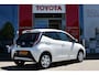 Toyota Aygo 1.0 VVT-i x-play 69pk 5-deurs | Camera achter | Airco | Dealer onderhouden | Nieuwe APK |