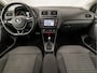 Volkswagen Polo 1.2 TSI Sportline Automaat (NAVIGATIE, CLIMATE, PARKEERSENSOREN, CRUISE, SPORTSTOELEN, LM VELGEN, TREKHAAK, NIEUWE APK, NIEUWSTAAT)