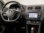 Volkswagen Polo 1.2 TSI Sportline Automaat (NAVIGATIE, CLIMATE, PARKEERSENSOREN, CRUISE, SPORTSTOELEN, LM VELGEN, TREKHAAK, NIEUWE APK, NIEUWSTAAT)