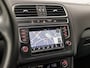Volkswagen Polo 1.2 TSI Sportline Automaat (NAVIGATIE, CLIMATE, PARKEERSENSOREN, CRUISE, SPORTSTOELEN, LM VELGEN, TREKHAAK, NIEUWE APK, NIEUWSTAAT)