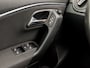 Volkswagen Polo 1.2 TSI Sportline Automaat (NAVIGATIE, CLIMATE, PARKEERSENSOREN, CRUISE, SPORTSTOELEN, LM VELGEN, TREKHAAK, NIEUWE APK, NIEUWSTAAT)