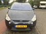 Ford S-Max 2.0-16V 7-persoons!
