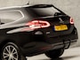 Peugeot 308 SW 1.2 PureTech Premium Sport (PANORAMADAK, NAVIGATIE, CAMERA, GETINT GLAS, SPORTSTOELEN, STOELVERWARMING, TREKHAAK, KEYLESS, CRUISE, NIEUWSTAAT)