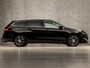 Peugeot 308 SW 1.2 PureTech Premium Sport (PANORAMADAK, NAVIGATIE, CAMERA, GETINT GLAS, SPORTSTOELEN, STOELVERWARMING, TREKHAAK, KEYLESS, CRUISE, NIEUWSTAAT)