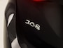 Peugeot 308 SW 1.2 PureTech Sport (PANORAMADAK, NAVIGATIE, CAMERA, KEYLESS, LED KOPLAMPEN, SPORTSTOELEN, LM VELGEN, CRUISE, NIEUWE APK, NIEUWSTAAT)