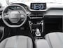 Peugeot e-2008 EV Allure 50 kWh *** 100% Elektrisch *** Navigatie & Spotify via Apple Carplay / Android Auto * L.M. Velgen * DAB Radio * 1/2 Lederen bekleding * Keyless Start Button * Cruise Control * Vingerhoets; Vierde Generatie Eersteklas Service !