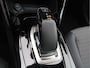 Peugeot e-2008 EV Allure 50 kWh *** 100% Elektrisch *** Navigatie & Spotify via Apple Carplay / Android Auto * L.M. Velgen * DAB Radio * 1/2 Lederen bekleding * Keyless Start Button * Cruise Control * Vingerhoets; Vierde Generatie Eersteklas Service !