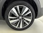 Peugeot 5008 130pk Premium Avantage | 1ste eigenaar | Trekhaak | Camera | Electrische klep | 7 persoons | LEER/Stof | AUTOMAAT