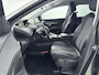 Peugeot 5008 130pk Premium Avantage | 1ste eigenaar | Trekhaak | Camera | Electrische klep | 7 persoons | LEER/Stof | AUTOMAAT