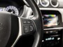 Suzuki Vitara 1.6 Exclusive Sport Automaat (APPLE CARPLAY, CLIMATE, CAMERA, STOELVERWARMING, SPORTSTOELEN, LM VELGEN, TREKHAAK, CRUISE, NIEUWSTAAT)
