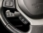 Suzuki Vitara 1.6 Exclusive Sport Automaat (APPLE CARPLAY, CLIMATE, CAMERA, STOELVERWARMING, SPORTSTOELEN, LM VELGEN, TREKHAAK, CRUISE, NIEUWSTAAT)
