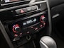 Suzuki Vitara 1.6 Exclusive Sport Automaat (APPLE CARPLAY, CLIMATE, CAMERA, STOELVERWARMING, SPORTSTOELEN, LM VELGEN, TREKHAAK, CRUISE, NIEUWSTAAT)