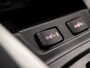 Suzuki Vitara 1.6 Exclusive Sport Automaat (APPLE CARPLAY, CLIMATE, CAMERA, STOELVERWARMING, SPORTSTOELEN, LM VELGEN, TREKHAAK, CRUISE, NIEUWSTAAT)