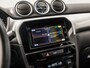 Suzuki Vitara 1.6 Exclusive Sport Automaat (APPLE CARPLAY, CLIMATE, CAMERA, STOELVERWARMING, SPORTSTOELEN, LM VELGEN, TREKHAAK, CRUISE, NIEUWSTAAT)