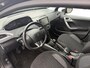 Peugeot 2008 1.2 PureTech Blue Lion | Trekhaak | Navigatie | Airco | Parkeersens. |