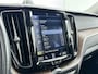 Volvo XC60 T5 AWD Inscription | 20" | Panoramadak | Nappa leder | Bowers & Wilkins | Head-up | Trekhaak | Full LED | Adaptieve cruise | BLIS | Stoel/stuur/achterbankverwarming | Parkeerverwarming