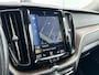 Volvo XC60 T5 AWD Inscription | 20" | Panoramadak | Nappa leder | Bowers & Wilkins | Head-up | Trekhaak | Full LED | Adaptieve cruise | BLIS | Stoel/stuur/achterbankverwarming | Parkeerverwarming