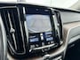 Volvo XC60 T5 AWD Inscription | 20" | Panoramadak | Nappa leder | Bowers & Wilkins | Head-up | Trekhaak | Full LED | Adaptieve cruise | BLIS | Stoel/stuur/achterbankverwarming | Parkeerverwarming