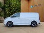 Ford E-Transit Custom 320 L1H1 Trend 65 kWh | Op voorraad! | Stoelverwarming | Fabrieksgarantie | 2300kg trekgewicht