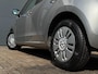 Volkswagen Up! 1.0 move up! BlueMotion | Panoramadak | 5-deurs