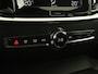 Volvo V60 2.0 D4 Momentum | Carplay | Half leder | Navigatie | Full LED | Digital Cockpit | Parkeerverwarming | Climate control | Parkeerhulp | Cruise control