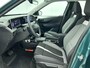 Opel Frontera 1.2 Turbo Hybrid Edition | Airco | Draadloze Apple Carplay & Android Auto | Navigatie | Parkeersensoren Achter | Achteruitrij Camera | Stoel en Stuurverwarming | Climate Control | Verwarmbare Voorruit | Beschikbaar per 15-12-2025! |