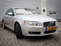 Volvo S80 2.0 T Momentum | Clima | Cruise | Leer | Stoelverwarming | Trekhaak | 17 inch |