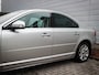 Volvo S80 2.0 T Momentum | Clima | Cruise | Leer | Stoelverwarming | Trekhaak | 17 inch |