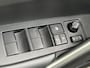 Toyota Corolla Cross Hybrid 200 Dynamic | Stoel- + stuurverwarming | Navigatie | 18 inch LM-velgen | Parkeercamera achter |