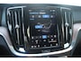 Volvo V60 T8 455PK Plug-in hybrid AWD Ultra Dark | Adaptive Cruise & Pilot Assist | Bowers & Wilkins High End Audio | Nappa Leder incl. Stoelventilatie | Stoel&Stuurverwarming | Glossy Black Emblemen |
