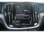 Volvo V60 T8 455PK Plug-in hybrid AWD Ultra Dark | Adaptive Cruise & Pilot Assist | Bowers & Wilkins High End Audio | Nappa Leder incl. Stoelventilatie | Stoel&Stuurverwarming | Glossy Black Emblemen |