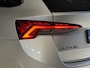 Skoda Octavia Combi 1.0 e-TSI Business Edition Plus | Camera | Dodehoeksensoren | Apple carplay