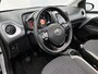 Toyota Aygo 1.0 VVT-i x-play Cabrio | 1e Eigenaar | Dealer Onderhouden | BTW | Apple Carplay / Android Auto | Airco | SL 103