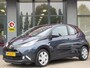 Toyota Aygo 1.0 VVT-i x-play | Airco | Bluetooth | Parkeercamera | Incl. Garantie | LED Dagrijverlichting | 5-Deurs | ISOFIX |