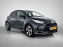 Toyota Yaris 1.5 Hybrid Dynamic Comfort Pack | Stoel + Stuur verwarming | PDC voor en achter | Blindspot | Navigatie |
