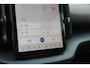 Volvo EX30 Single Motor Plus 51 kWh| Google navigatie | Stoelverwarming | Stuurwiel verwarming | Elektrische bestuurdersstoel | Achteruitrijcamera | Apple Carplay | Elektrisch bedienbare achterklep | DAB radio | Premium audio by Harman Kardon | 18" lichtmetalen velgen