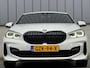 BMW 1-Serie 118i 140PK Automaat M-Sport Shadow Schaalstoelen Stoelverwarming