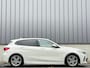 BMW 1-Serie 118i 140PK Automaat M-Sport Shadow Schaalstoelen Stoelverwarming