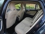 Volvo V60 1.6 T3 Momentum | Apple Carplay | Cruise Control | Trekhaak | Parkeersensoren | Leer |