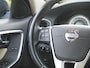 Volvo V60 1.6 T3 Momentum | Apple Carplay | Cruise Control | Trekhaak | Parkeersensoren | Leer |