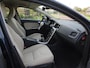 Volvo V60 1.6 T3 Momentum | Apple Carplay | Cruise Control | Trekhaak | Parkeersensoren | Leer |