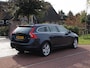 Volvo V60 1.6 T3 Momentum | Apple Carplay | Cruise Control | Trekhaak | Parkeersensoren | Leer |