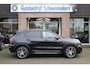 Lynk & Co 01 1.5 261PK! 6.6Kwh LADEN! BLACKLINE! 360-CAMERA PANO/SCHUIF INFINITY DAB NAVI CARPLAY STOELVERWARMING ELEK.ACHTERKLEP 20"LMV