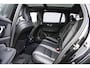 Volvo V60 2.0 T4 R-Design | Panoramadak | Styling Pack | Trekhaak | Adaptive cruise control | DAB+ radio | 19" velgen | Stoelverwarming | Achteruitrijcamera | Stoel- en stuurverwarming | Verwarmbare achterbank | Standkachel |