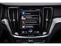 Volvo V60 2.0 T4 R-Design | Panoramadak | Styling Pack | Trekhaak | Adaptive cruise control | DAB+ radio | 19" velgen | Stoelverwarming | Achteruitrijcamera | Stoel- en stuurverwarming | Verwarmbare achterbank | Standkachel |